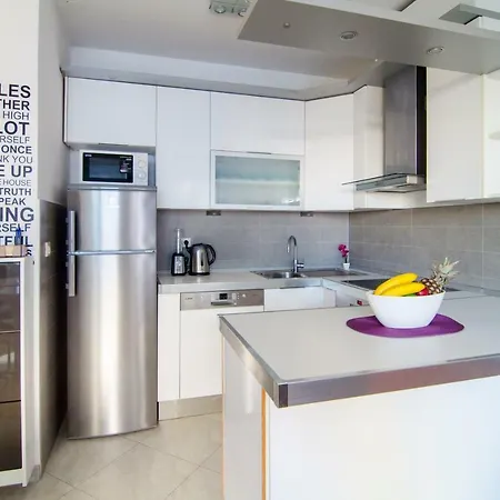 Sinisa Apartamento Split